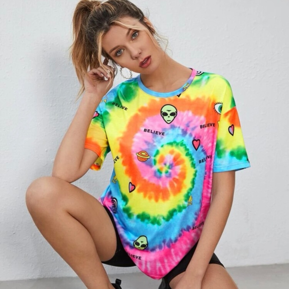 Shein Women’s Letter & Alien Print Tye Die Tee